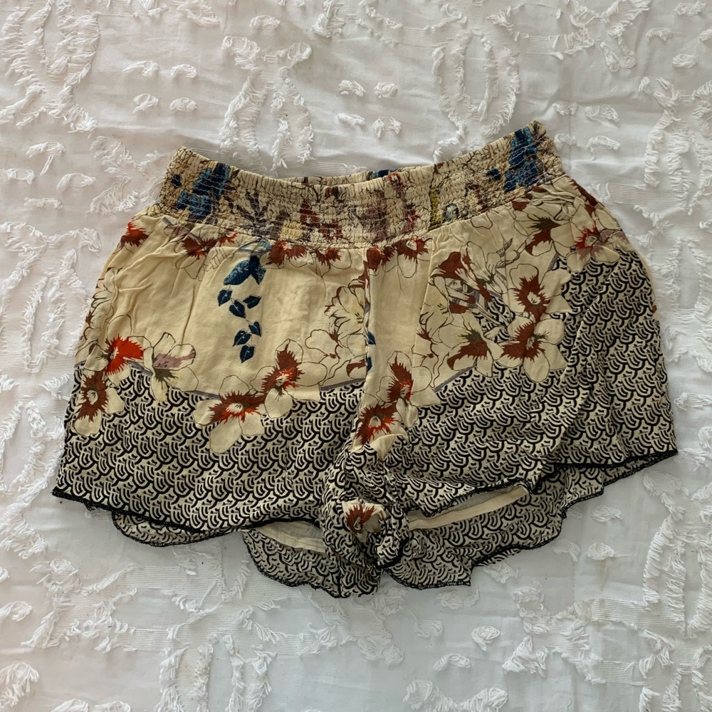 floral cloth shorts